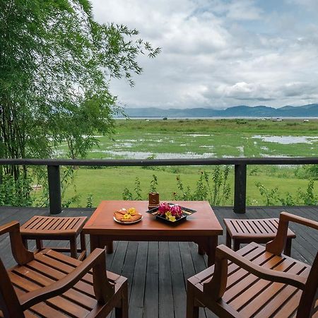 Villa Inle Boutique Resort Nyaungshwe Township Exterior photo