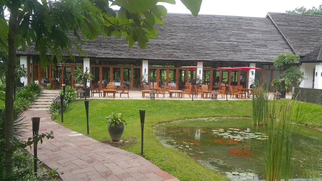 Villa Inle Boutique Resort Nyaungshwe Township Exterior photo
