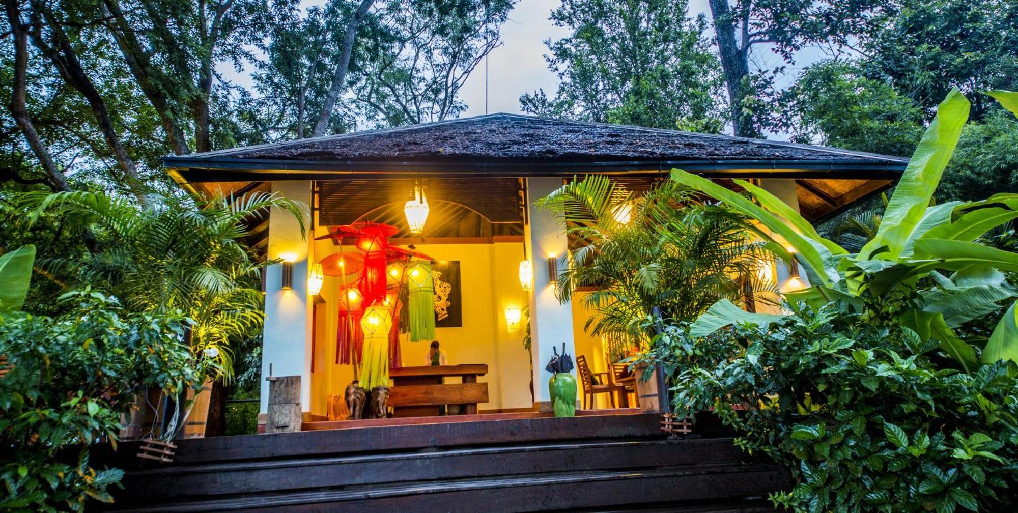 Villa Inle Boutique Resort Nyaungshwe Township Exterior photo