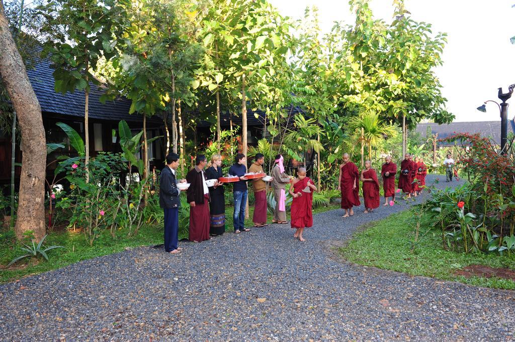 Villa Inle Boutique Resort Nyaungshwe Township Exterior photo
